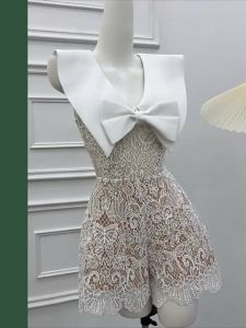 Lace Embroidery Sleeveless Romper Womens Elegant Slim Fit Shorts