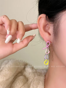 ต่างหูยาวรูปหัวใจสีสันสดใสสําหรับผู้หญิง ทันสมัย ไม่มีคลิปเจาะบนเครื่องประดับโลหะผสม หวาน สไตล์ ฤดูร้อน อุปกรณ์เสริม