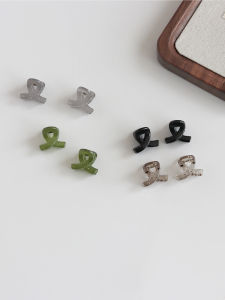 Mini Princess Hair Clip Simple Practical Beach Side Clip for Washing Face Applying Masks Frizz Control Forehead Top Knot