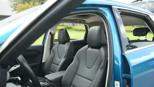 Toyota Special Leather Car Seat Covers Full Set Waterproof Faux Leather Seat Covers for Cars Non-Slip Car Interior Covers Fit for Hilux Vios Corolla Raize Rav4 Rush Camry Yaris Wigo Innova Fortuner Avanza