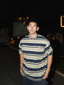 Áo Thun Rộng Vintage Sọc Rửa Phai American Streetwear