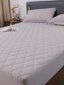 Waterproof Queen Mattress Protector Singe/Queen/King Bedspread Fitted Bedsheet Quilted Cover Foam Deep Pocket