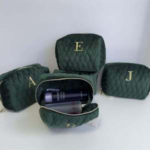 Pure Color Retro Green Velvet Makeup Bag Travel Portable Storage Bag Wash Bag Square Shape Universal Household Organizer