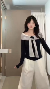 Jenny พร้อมส่ง🫐🍋เสื้อปาดไหล่แขนยาวผู้หญิง แต่งเซื่อกผูกลายทางสีกรม ดีไซน์2ชิ้นติดกัน เรียบหรู ทรงครอปเข้ารูป สไตล์เกาหลี