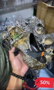 รองเท้าแตะ Cr0cs Size M7 M8 M9 M10 M11มี ขายราคา ส่งสนใจทักแชทมาได้เลยจ้ายินดีขอบคุณจ้ารองเท้าชายหาด ถูกกว่าร้านทั่วไป คุณภาพดี