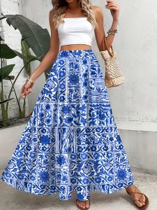 Printed Design Four Seasons Blue and White Tile Pattern Printed Holiday Style Half Skirt