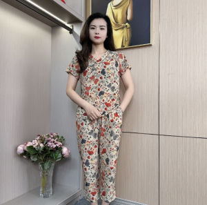 Summer New V-neck Tops Cropped Casual Pants Two-piece Set Loose Slimming and Fashionable Fashionable Set That Makes You Look Younger Mom Wear