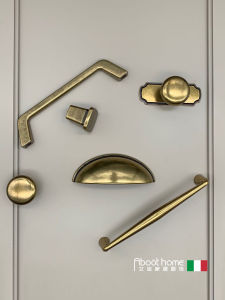 Classical Bronze Furniture Pulls Drawer Cabinet Door Handles Dumpling Shell Design Middle-Aged American Style Pulls Handles