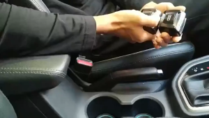 ร้านอยู่กทม.หัวเข็มขัดนิรภัย สำหรับรถยนต์Toyota Honda Suzuki Ford หลายอี้ห้อ พร้อมโลโก้ ตัวปรับเข็มขัด คลิปหนีบเข็มขัดนิรภัย