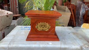 Đôn hoa sen thiếp vàng gỗ hương đế kê tượng cao cấp kích thước có cỡ mặt 20 và 25 cao 17