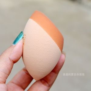 Double Layer Super Soft Makeup Sponge Less Powder Consumption Cosmetic Puff Sponge Ball Color Makeup Tool Dry Wet Use Seamless Caramel Egg