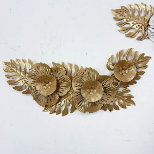 Nordic Luxury Wall Hanging Turtleback Leaf Flower Metal Iron Pendant Hollow Flower Gold Leaf Background Living Room Home Decor