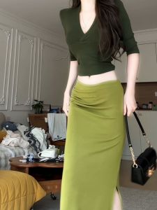 YUEZHONGWEI | Bộ Đồ Tay Ngắn Màu Xanh Lục Chín
