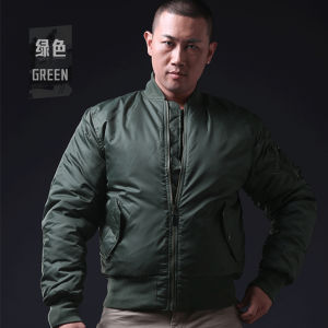 เสื้อแจ็คเก็ตผู้ชายทางทหารที่มีความร้อนสําหรับฤดูใบไม้ร่วง/ฤดูหนาว เหมาะสําหรับกิจกรรมกลางแจ้ง เช่น การแคมป์และการปีนเขา กันน้ํากันลมและระบายอากาศได้ดี