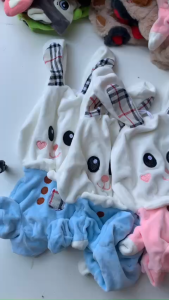 Gấu Bông Thỏ Mặc Áo Màu Xanh Hồng Size 40cm Dễ Thương Dành Cho Trẻ Em HADA```