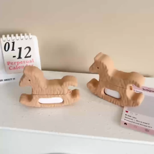 3D เคสหูฟังซิลิโคนรูปม้าโยกสำหรับ AirPods 4 3 2 1 Pro Pro2 เคสซิลิโคนนุ่มสำหรับหูฟัง AirPods