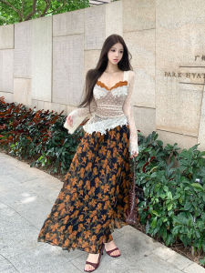 Retro Unique Beautiful Floral Print Half Skirt Two-Piece Set Comfortable Breathable Lightweight V-Neck T-Shirt Autumn Fashion