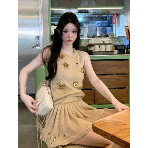 Luxurious French Style Handmade Floral Embroidery Knit Set for Women with High Waist Slim Fit Pullover Crewneck Short Skirt