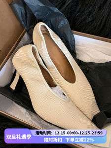 รองเท้าส้นสูงแบบหัวเหลี่ยมสไตล์ย้อนยุค รองเท้าส้นหนา รองเท้าส้นเดี่ยวผู้หญิง รองเท้าหนังนิ่ม รองเท้าแม่ม่าย รองเท้าแฟชั่นฤดูใบไม้ร่วง