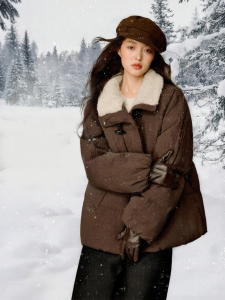 INMAN | Faux Lambswool Collar Toggle Button Womens Short Down Jacket