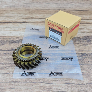 GEAR GIGI TRANFER BAGIAN BAWAH MITSUBISHI TRITON 2.8 2800CC L200 2.8 2800CC MD731638