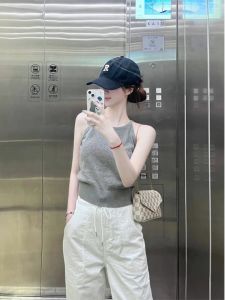 HUOLISI | Design Exquisite Off-shoulder Knit Top