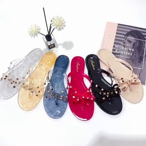 Sportswear Shop รองเท้าแตะ รองเท้าแตะหญิง รองเท้าสตั๊ด รองเท้าแตะโบว์ รองเท้าส้นแบนชายหาด รองเท้าแตะคริสตัลใส