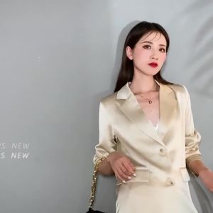 สร้อยคอสีทอง จี้ตัวอักษร D อักษร 26 ตัว ไทเทเนียมสแตนเลสแท้316L  ไม่ดำไม่ลอกสี  ดีไซน์แฟชั่น SS64