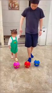 Kids Flying UFO Flat Throw Disc Ball Toys Garden Beach Basketball Game Outdoor Sports Decompression Deformation Flying Saucer Toy for Boys and Girls