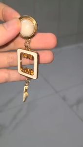 Hoa cài trang trí lên nón  túi xách balo