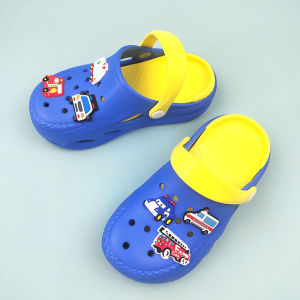 Childrens Outdoor Sandals Fire Truck Beach Shoes Anti-slip EVA Clog Shoes Summer Cartoon Style Police Car Themed Slippers