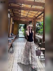 PEIZIXUAN | Retro Rich Black Neckline Top and Wide Leg Pants Set