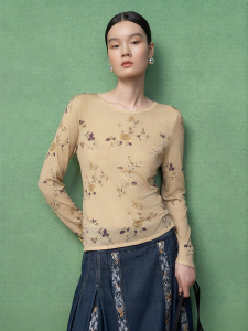 Slim Wool Knit Sweater with Print