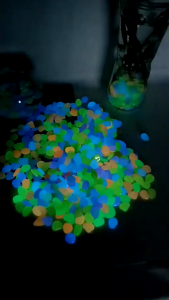 100pcs Luminous Artificial Stone Artificial Luminous Pebbles Decor for Aquarium Fish Garden Lawn Yard Decor