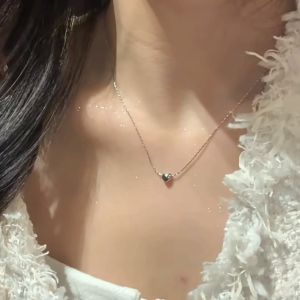 Kalung Titanium Wanita Love Hati Terbaru: Anti Karat & Tidak Luntur