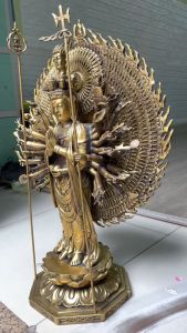 Tượng phật đứng thiên thủ thiên nhãn bằng đồng cao 35cm nặng 35kg