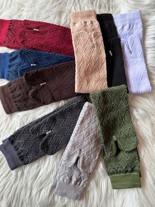 (PAKET 3 6 & 12)KAOSKAKI JEMPOL NYLON EMBOSS Diamon panjang muslimah(KEMAS RAPI)