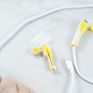 ตัวป้องกันสายไฟใหม่สำหรับแอนดรอยด์/ไอโฟน13 14 15Pro 18/20W อุปกรณ์ป้องกันหัวชาร์จ Type C ถึง C สายเคเบิลข้อมูลป้องกันสายปลอกแขนป้องกัน