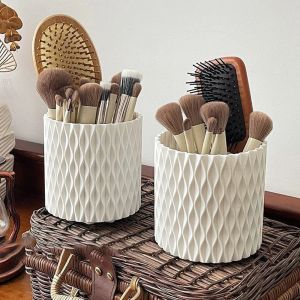 กล่องเก็บแปรงแต่งหน้าแบบหมุนได้ ที่ใส่ปากกาแต่งหน้าลิปสติก โต๊ะเครื่องแป้ง ที่วางเครื่องสําอาง เบาและกะทัดรัด รายการโปรดของเด็กผู้หญิง