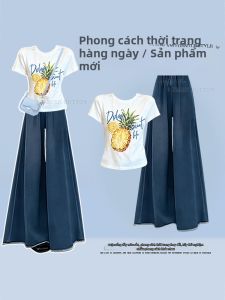NUMEN BUTTON | Bộ Quần Áo Jeans Chân Rộng Và Áo Thun Độc Đáo