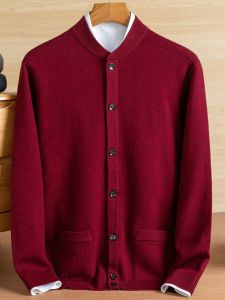 เสื้อสเวตเตอร์คอตั้งผ้าขนสัตว์ 100% สำหรับผู้ชาย ฤดูหนาว สีแดง เสื้อสเวตเตอร์ผู้ชายแบบสวมหัว ทรงหลวม ปกติ ปกติ