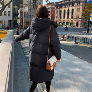 เสื้อแจ็คเก็ตขนเป็ดสีขาวทรงหลวมสไตล์ลำลองสำหรับผู้หญิง ฤดูหนาวปี 2024 ทรงหลวม ปกขนสัตว์ คอตั้ง เสื้อโค้ทขนสัตว์