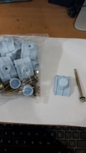 Caping Roof Seal Blue + baut untuk atap UPVC /20pcs pengencang