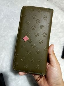 dompet panjang satu resleting motif
