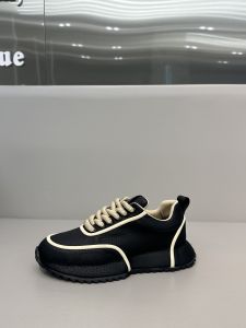 Casual Dad Shoes Mens 2025 New Style Comfortable Breathable Mesh Increase Height Versatile Internet Celebrity Hit Sports Shoes