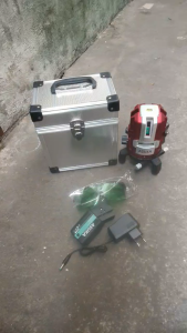 HỘP NHÔM CAO CẤP{Máy bắn cos Laser 5 tia xanh siêu sáng-Bắn ngoài trời -Bảo hành 12 tháng
