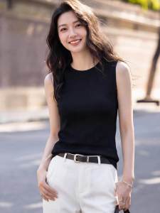 Basic House | Elegant White Round Neck Sleeveless T-Shirt For Women