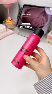 Xịt khoá nền cấp ẩm lâu trôi Menow Soft Gayze Matte Makeup Setting Spray 100ml