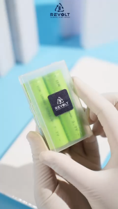 Revolt - Baterai Isi Ulang 18650 Flat Top 3.7V 3000mAh 1 Pcs / 2 Pcs 750 Life Cycle / Rechargeable Lithium Ion High Drain Battery