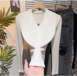 เสื้อยืดคอกว้างแขนยาวสีดำ ทรงเข้ารูป สำหรับผู้หญิง แฟชั่นฤดูใบไม้ร่วง 2025 ทรงเข้ารูป ระบายอากาศได้ดี แขนยาว คอกลม